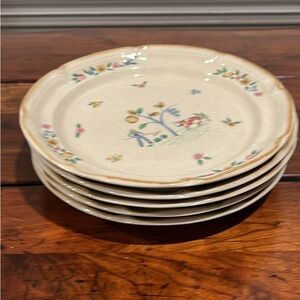 Vintage international heartland 7.5” salad plates. See pictures. Five available
